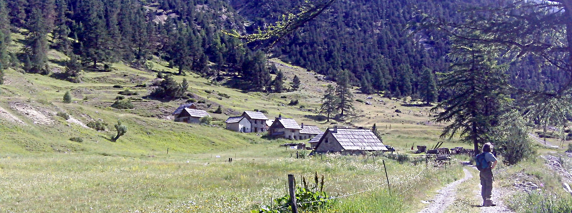 Chalets des Acles.